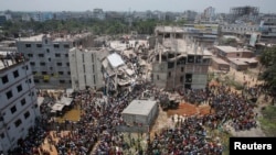 Sập nhà cao tầng ở Bangladesh, hơn 350 người thiệt mạng