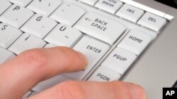 هاککه‌ران زانیاری له‌ کۆمپـیوته‌رکانی وه‌زاره‌تی دارایی فه‌ڕه‌نسا ده‌به‌ن