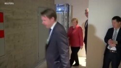 Kancelarja gjermane Merkel takon presidentin serb Vuçiç