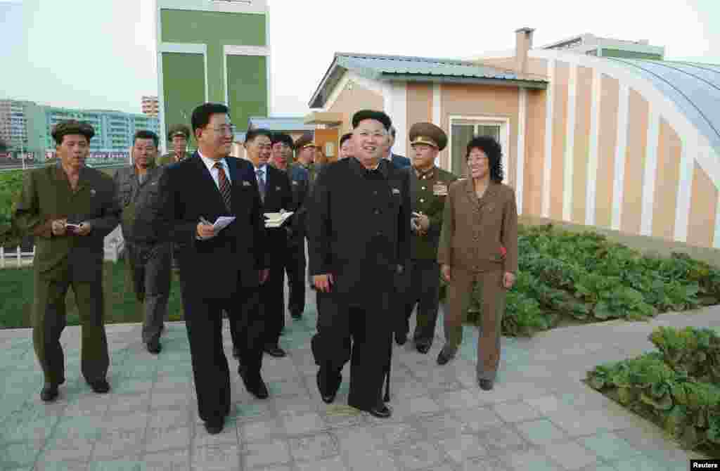 Kim, shown using a cane for support, re-appeared in state media in this undated photo released by North Korea&#39;s Korean Central News Agency (KCNA) in Pyongyang on October 14, 2014,&nbsp;after a lengthy public absence that had fuelled speculation over his health and grip on power in the secretive, nuclear-capable country. 