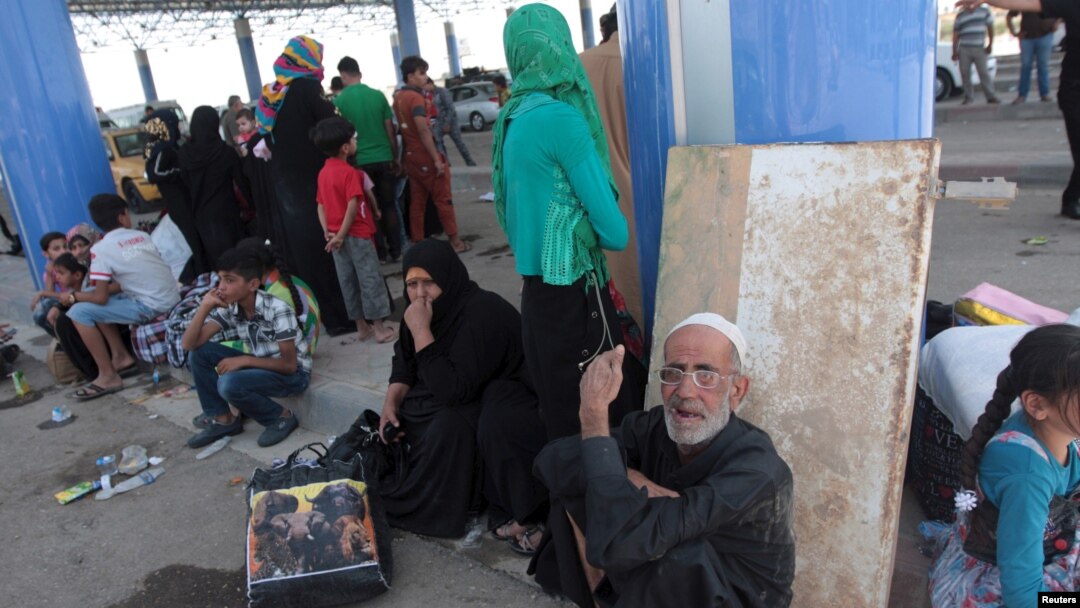 Cư dân Ramadi bỏ nhà cửa ở Ramadi chạy lánh nạn tới ngoại ô Baghdad, ngày 19/5/2015.