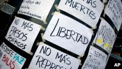 Llamados a mayor libertad y no más represión en Venezuela.