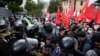 Manifestantes en Ecuador bloquean algunas carreteras en protesta por precio de combustibles