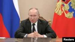 El presidente ruso, Vladimir Putin, se dirige a la nación el 27 de febrero de 2022.