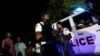 La Policía Nacional de Haití hace guardia durante el Festival de Música de Saint Pierre en Petionville tras la llegada del primer contingente de policía de Kenia como parte de una misión de mantenimiento de la paz, en Puerto Príncipe, Haití, el 25 de junio de 2024.