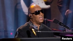 Recording artist Stevie Wonder performs a medley during the taping of "Stevie Wonder: Songs In The Key Of Life - An All-Star GRAMMY Salute" concert at Nokia theatre in Los Angeles, California, Feb. 10, 2015. 