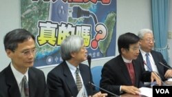 国民党立法院党团召开台湾向中国买电记者会(美国之音张永泰拍摄)