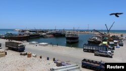 FILE - A view of the Port of Bosaso in Somalia's Puntland, Apr. 19, 2015. Al-Shabab says it killed a man working for a Dubai government-owned port operator in the country's semi-autonomous Puntland region.