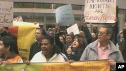 Protestors demonstrate against immigration legislation in US state of Arizona