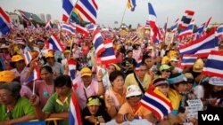 Para demonstran Kaos Kuning saat melakukan protes anti pemerintah di Bangkok tahun 2009 (foto dokumentasi).