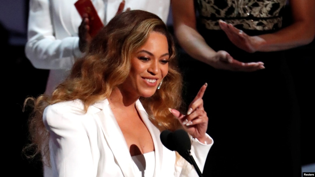 Beyonce bereaksi setelah memenangkan penghargaan di Los Angeles, California, 30 Maret 2019. (Foto: Reuters / Mario Anzuoni)
