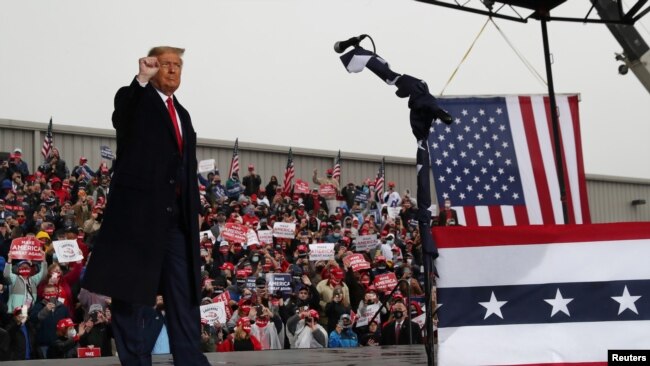 Presidenti Donald Trump zhvillon një tubim në Allentown, Pensilvani (26 tetor 2020)