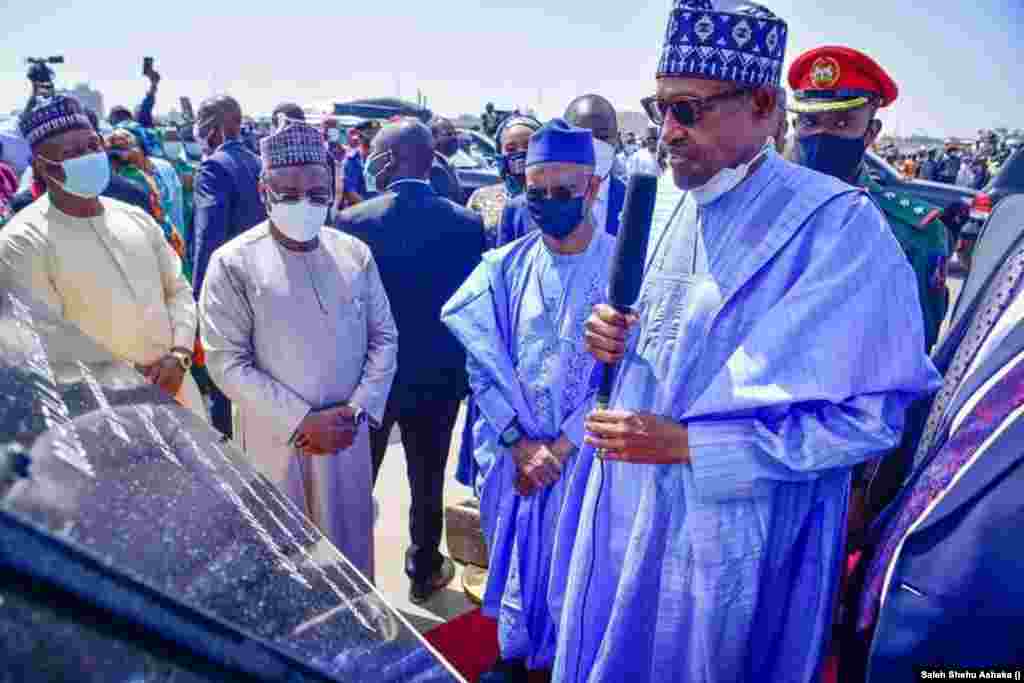 Shugaban Najeriya Muhammadu Buhari ya kaddamar da gadar sama mai tsawon mita 800 a jihar Kaduna