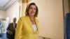 Pelosi, in London, Cautions UK on Ending Northern Ireland Peace Deal