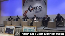 Les intervenants au forum "Expo Béton" sur l'aménagement du "Corridor Ouest" de l'Afrique ont évoqué le projet d'un pont reliant Brazzaville à Kinshasa sur le fleuve Congo à Kinshasa, le 20 septembre 2018. (Twitter/ Expo Béton)