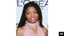 ARCHIVO - La cantante y actriz Halle Bailey en la gala de los premios Mujeres del Año de Glamour en Nueva York. Halle protanizará la versión en vivo de la película animada de Disney "La sirenita".