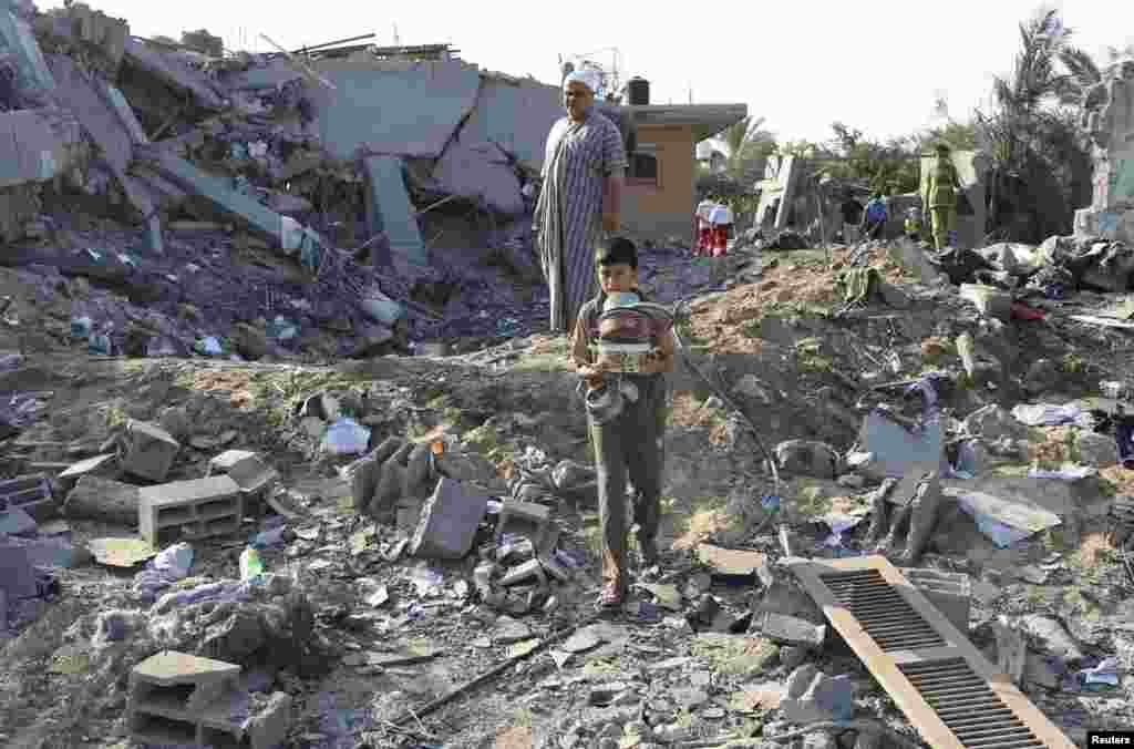 اسرائیل اور حماس کے درمیان تازہ کشیدگی اس وقت شروع ہوئی جب تین اسرائیلی اور ایک فلسطینی نوجوان کی ہلاکتیں ہوئیں۔