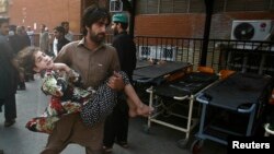2 Killed During Anti-Polio Drive in Pakistan 