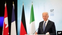 조 바이든 미국 대통령이 13일 주요 7개국, G7 정상회의가 열린 영국 콘월에서 기자회견을 했다.