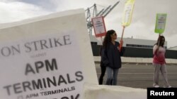 Las operaciones con contendores en los puertos del este de Estados Unidos habrían sido afectadas con la huelga, que este viernes ha sido desactivada.