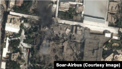 第一张公开披露的卫星图像显示德黑兰与阿亚图拉·阿里·哈梅内伊有关的院落似乎严重受损或被摧毁。(2026年2月28日)