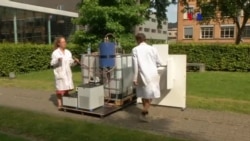 Convertidor solar de agua en orina