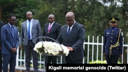 Le président de la RDC, Félix Tshisekedi, devant le mémorial du génocide en marge d'une visite au Rwanda, le 25 mars 2019. (Twitter/Kigali memorial genocide)