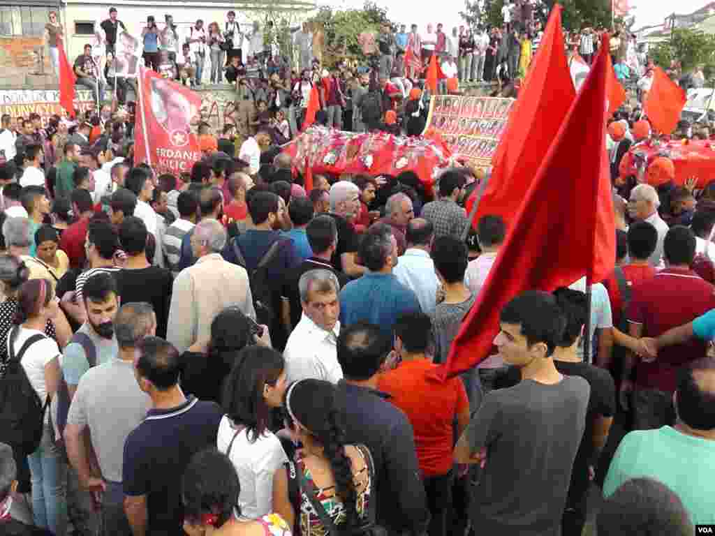 Merasîma Oxirkirina Qurbanîyên Êrîşa Pirsûsê