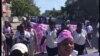 Mulheres nas ruas de Benguela marcham contra violência doméstica