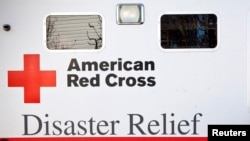 Un camión de la Cruz Roja luego del huracán Sandy, en Nueva Jersey.