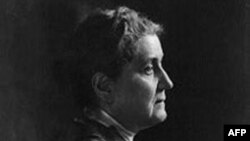Nhà cải cách xã hội Jane Addams đã tranh đấu không ngưng nghỉ cho nữ quyền, quyền lao động và các quyền công dân, quyền tự do ngôn luận và cho hòa bình thế giới