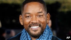 L'acteur américain Will Smith pose pour les photographes lors du photocall de "Bad Boys for Life", à Paris le 6 janvier 2020.