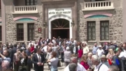 Kebirkeya Serokomarî li Tirkîyê Germ Dibe