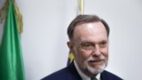 Tibor P. Nagy, U.S. Assistant Secretary for African Affairs, gives a press conference in a room of the presidency of the Central African Republic, Jan. 20, 2020. 