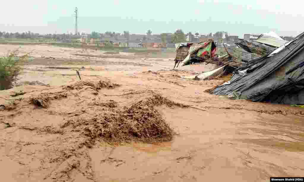 تیز بارش دریاوں اور ندی نالوں میں تغیانی کا باعث بنی۔