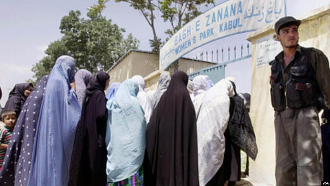 Pejabat PBB mengatakan masih terdapat jutaan perempuan Afghanistan yang menjadi kelompok tersisih dalam masyarakatnya.