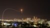 گنبد آهنین اسرائیل پیشتر حملات موشکی از نوار غزه را رهگیری و خنثی کرده است (آرشیو)