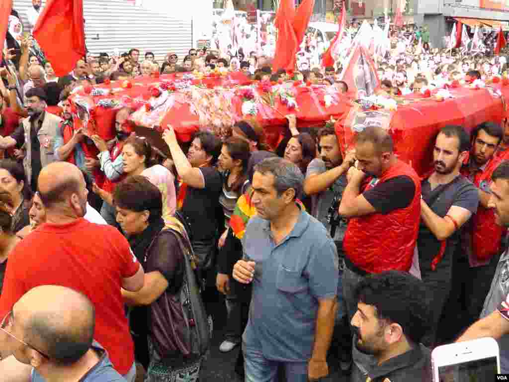 Merasîma Oxirkirina Qurbanîyên Êrîşa Pirsûsê