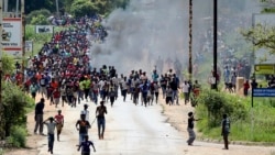 Premières manifestations au Zimbabwe