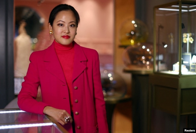 Anabela Chan poses for a photograph at her jewelry shop in London, Britain, December 13, 2023. (REUTERS/Hannah McKay)