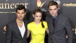 «Экипаж» и «Сумерки. Сага. Рассвет. Часть вторая»