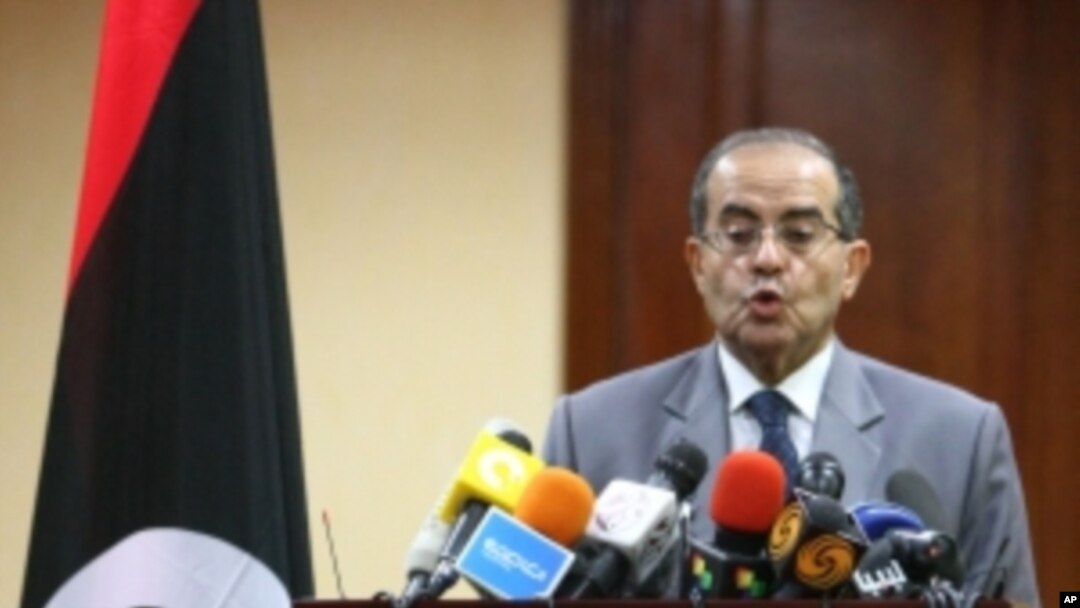 Mahmud Jibril, number two in Libya's Western-backed National Transitional Council (NTC) addresses a news conference in Tripoli on September 8, 2011