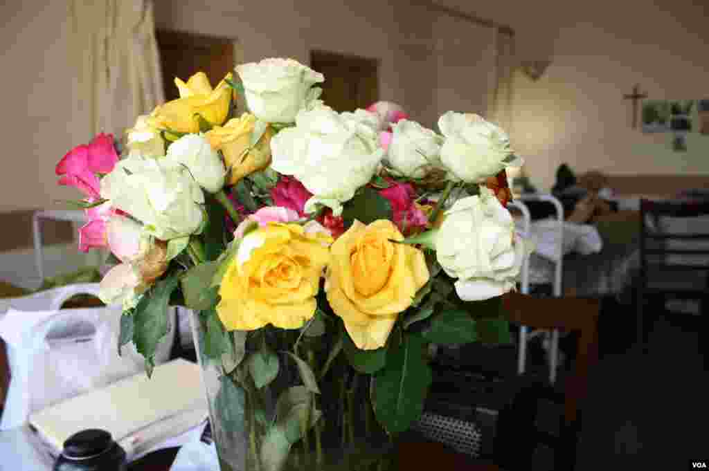 Roses brighten Cunnington&rsquo;s room at Wits Hospice and fill the air with a sweet scent. He wakes in the morning to the sounds of children laughing. (Photo by Darren Taylor)