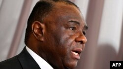 L'ancien vice-président congolais Jean-Pierre Bemba lors d'une conférence de presse, Bruxelles, 24 juillet 2018.