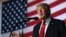 Ứng cử viên tổng thống Mỹ Đảng Cộng hòa Donald Trump phát biểu trong một buổi vận động tranh cử ở thành phố Bedford, bang New Hampshire, ngày 29 tháng 9, 2016.  