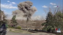 ثبت لحظه انفجار در پی حمله به منطقه‌ای در تقاطع بزرگراه‌های «همت» و «باکری» در تهران و واکنش فیلمبردار
