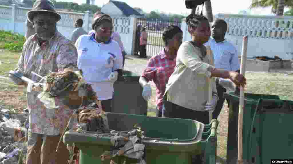 Tanzania’s new President John Magufuli led the nation Wednesday Dec 09 in marking the 54th anniversary of the independence of Tanganyika with a nation-wide cleaning exercise.