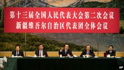 美国维吾尔人在泄露的新疆警方档案中找到被拘留的亲友