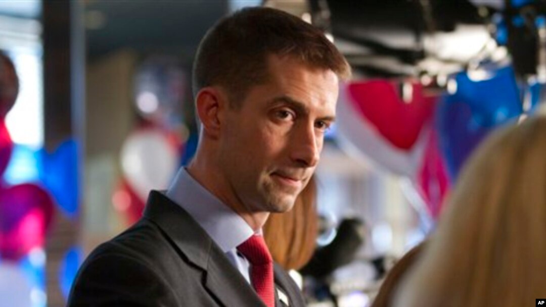Anggota Kongres dari Partai Republik Tom Cotton mengatakan pemerintah AS bisa mengambil tindakan untuk melindungi warga sipil Suriah (foto: dok). 