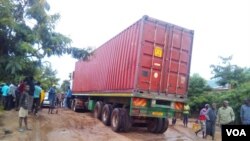 Imvura yatumye ibarabara rya Bujumbura-Cibitoke ridahita kuva ku mugoroba wo kuwa kane